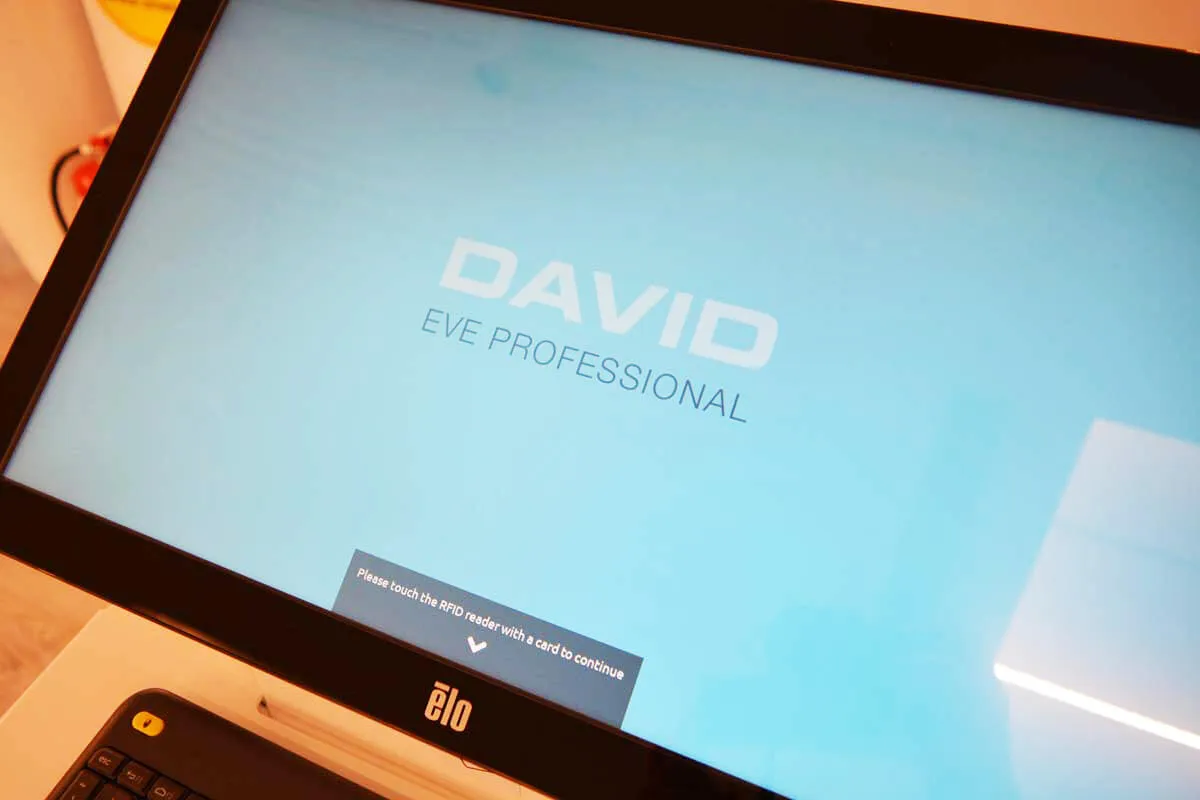 David: David Ecran Principal 2